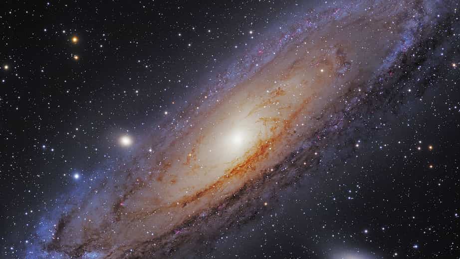 Andromeda Galaxy Credit :The Great Courses Plus - Black Holes hindi