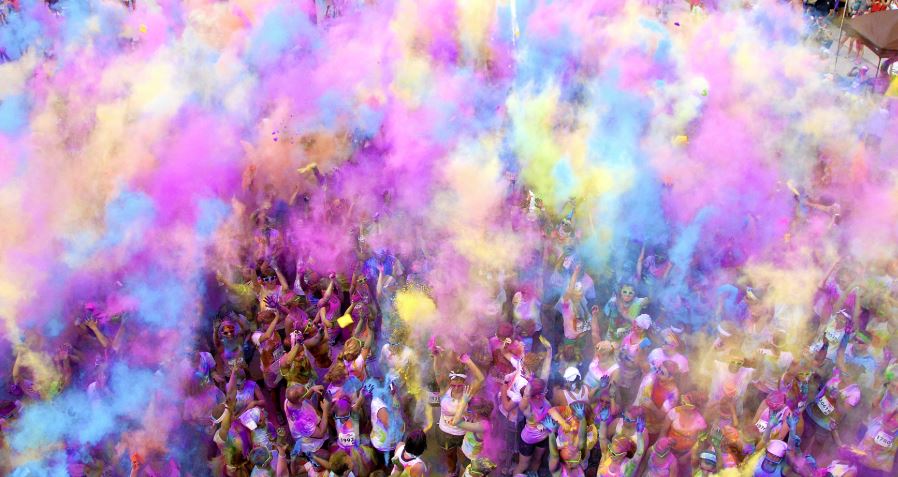 Holi Facts In Hindi