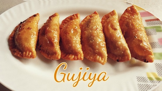 Holi special dish- Gujia.