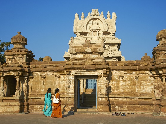 भारत के अनोखे व रहस्यमयी मंदिर - Temples Of India In Hindi.
